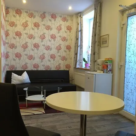 Schlafen In Rosengarten Guest house *